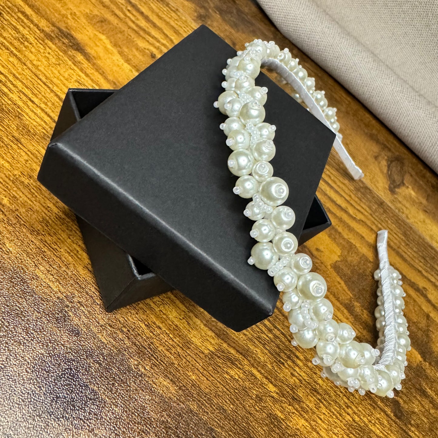 Glass pearl headband