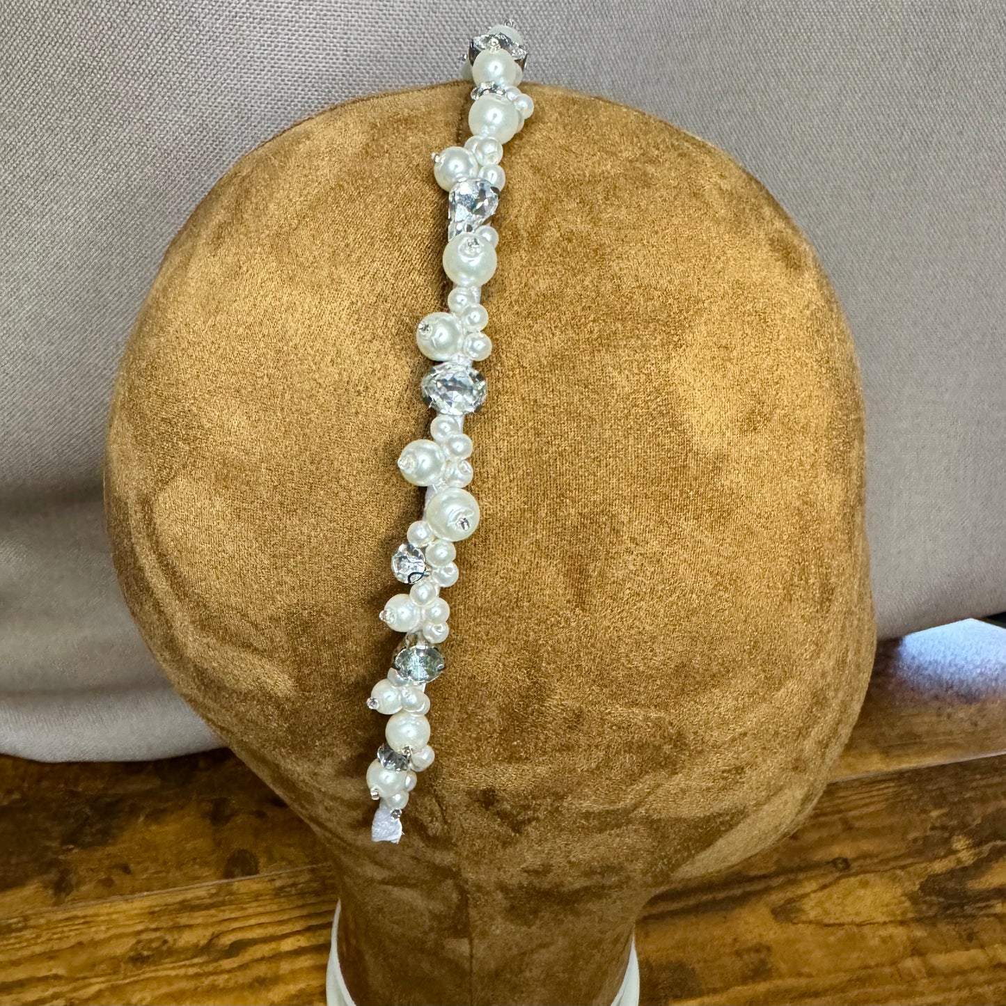 "Giselle" headband crystal pearl mini