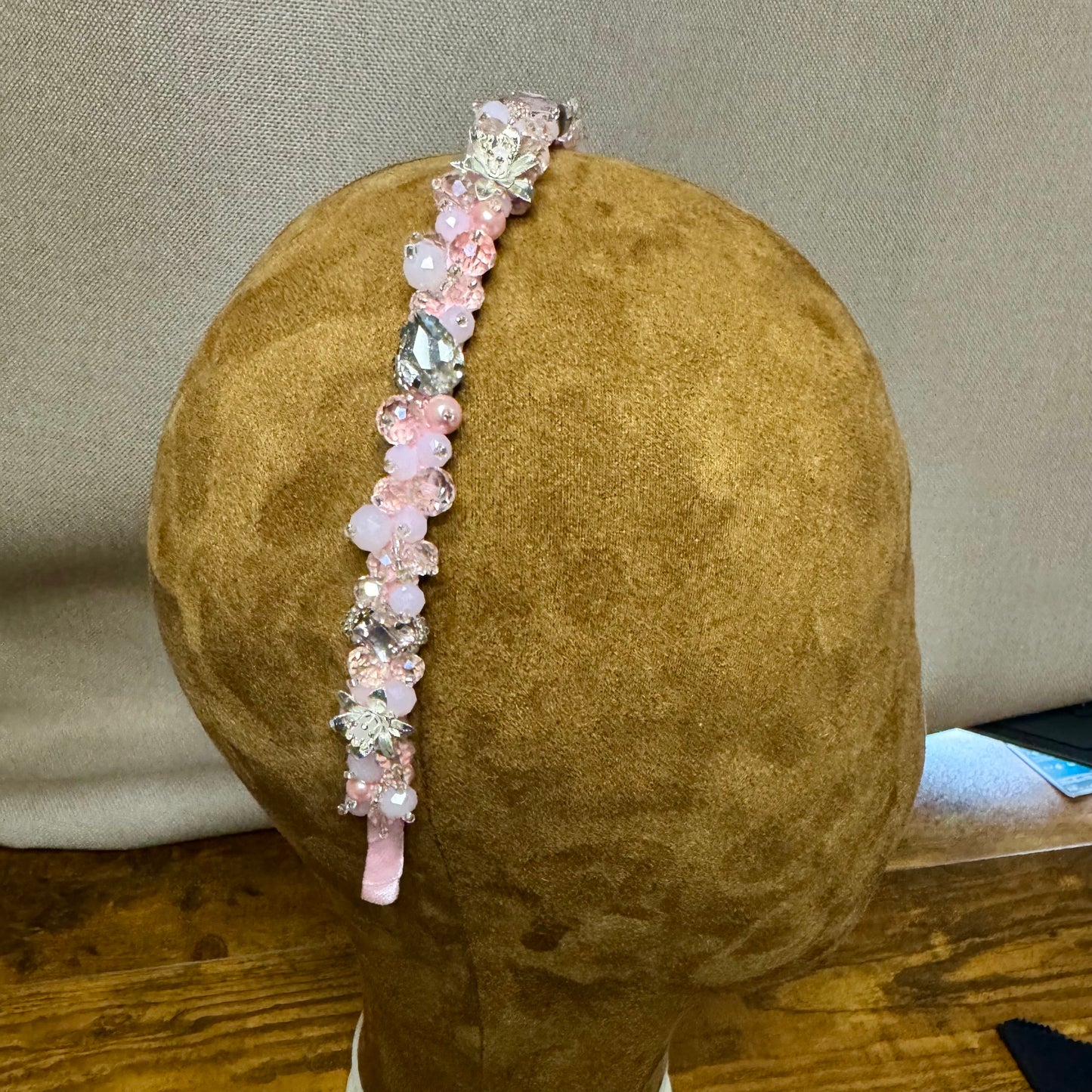 Beaded headband "Giselle" pink