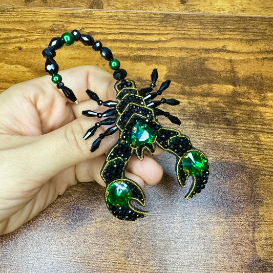 Scorpion brooch